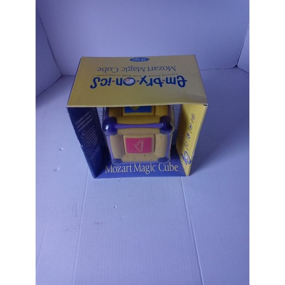 Munchkin Toys Embryonics Munchkin Mozart Magic Cube Musical Music 6
